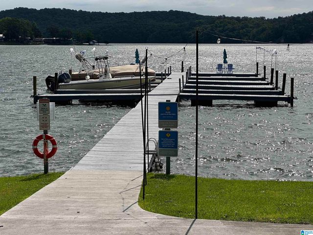 385 LEE CIRCLE, Cropwell, AL 35054