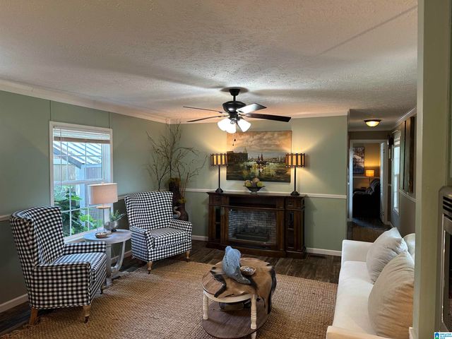385 LEE CIRCLE, Cropwell, AL 35054
