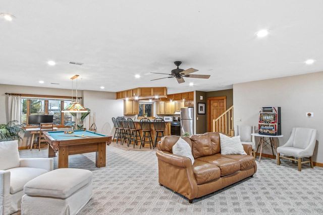 7089 W Stuart Road, Orfordville, WI 53576