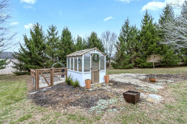 7089 W Stuart Road, Orfordville, WI 53576