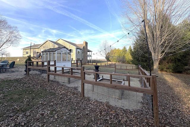 7089 W Stuart Road, Orfordville, WI 53576