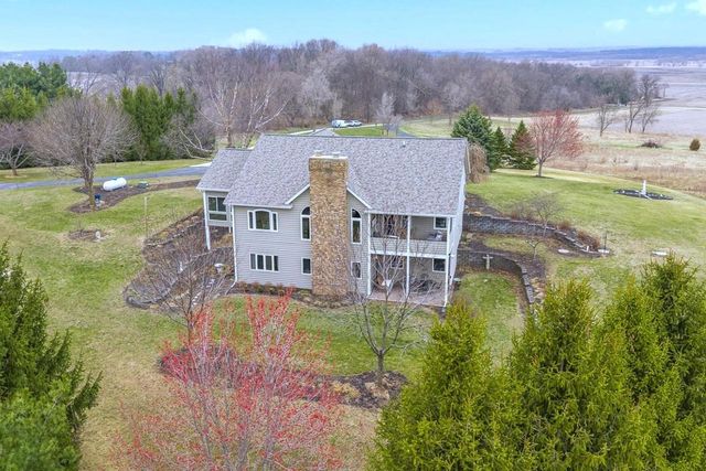 7089 W Stuart Road, Orfordville, WI 53576