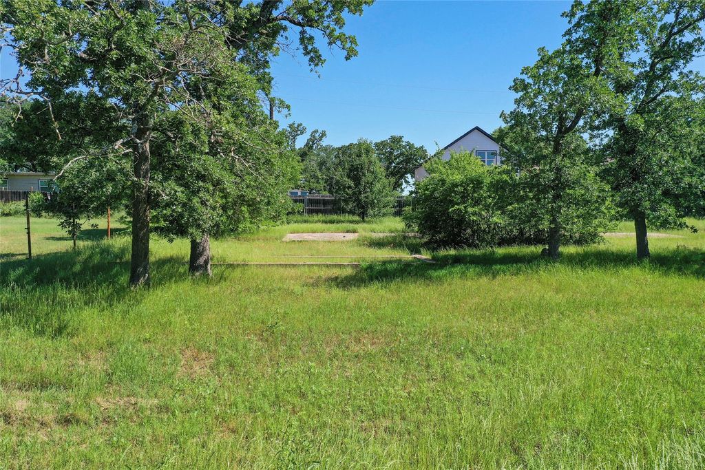 1102 Maple Drive, Bartonville, TX 76226 — photo 4