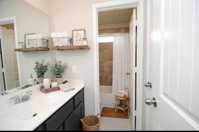 60 Indian Wells Drive, Manvel, TX 77578