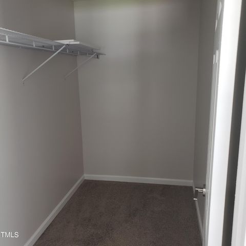 166 Marathon Lane, Fayetteville, NC 28304