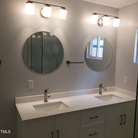 166 Marathon Lane, Fayetteville, NC 28304