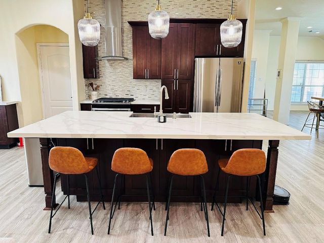 1711 Kessler Park Ct, Houston, TX 77047