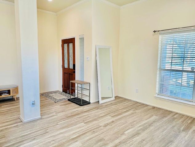 1711 Kessler Park Ct, Houston, TX 77047