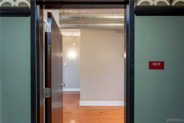 222 First Street 902, Niagara Falls, NY 14303