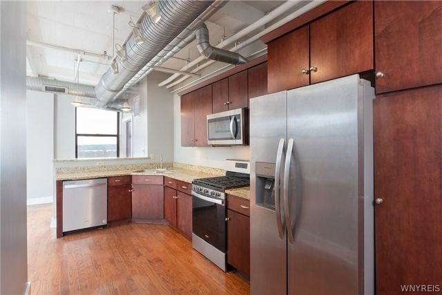 222 First Street 902, Niagara Falls, NY 14303