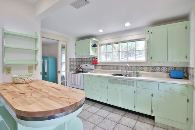 708 42ND STREET, Sarasota, FL 34234