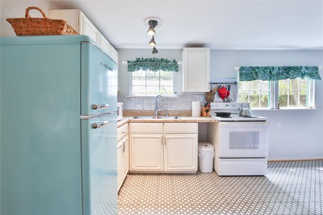 708 42ND STREET, Sarasota, FL 34234