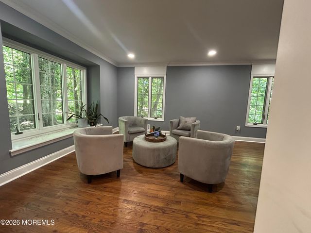 19 Stoney Brook Road, Holmdel, NJ 07733