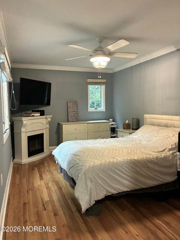 19 Stoney Brook Road, Holmdel, NJ 07733