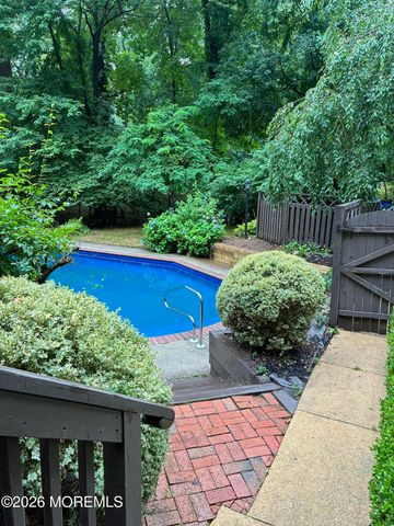 19 Stoney Brook Road, Holmdel, NJ 07733