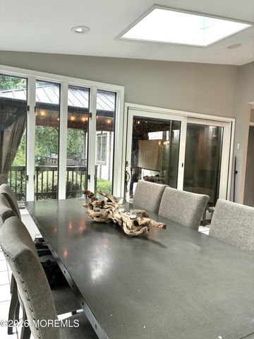 19 Stoney Brook Road, Holmdel, NJ 07733