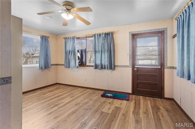 5223 Schollmeyer Avenue, St Louis, MO 63109