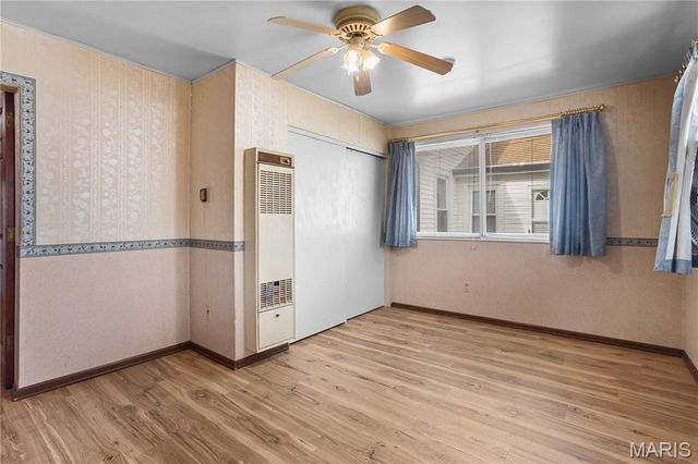 5223 Schollmeyer Avenue, St Louis, MO 63109