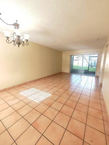 6306 NEWTOWN CIRCLE 6A3, Tampa, FL 33615