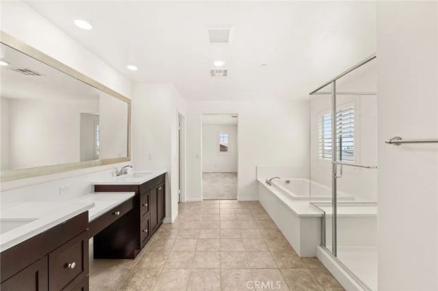 5562 Royal Oaks, Fontana, CA 92336