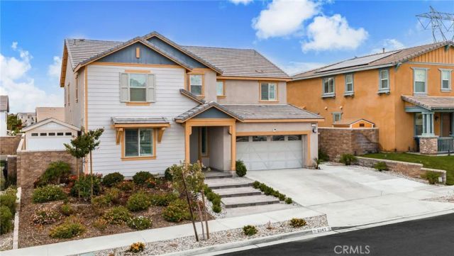 5562 Royal Oaks, Fontana, CA 92336