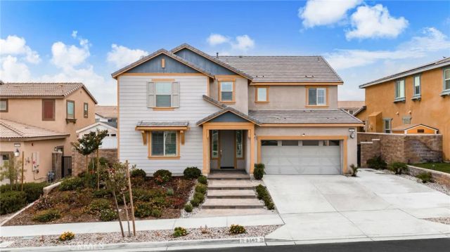 5562 Royal Oaks, Fontana, CA 92336