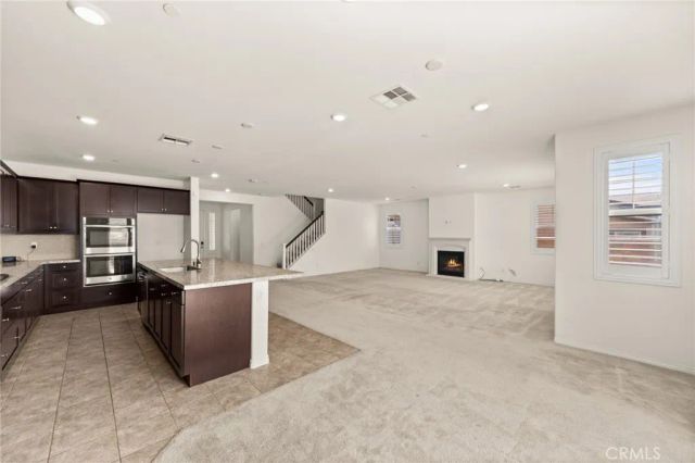 5562 Royal Oaks, Fontana, CA 92336