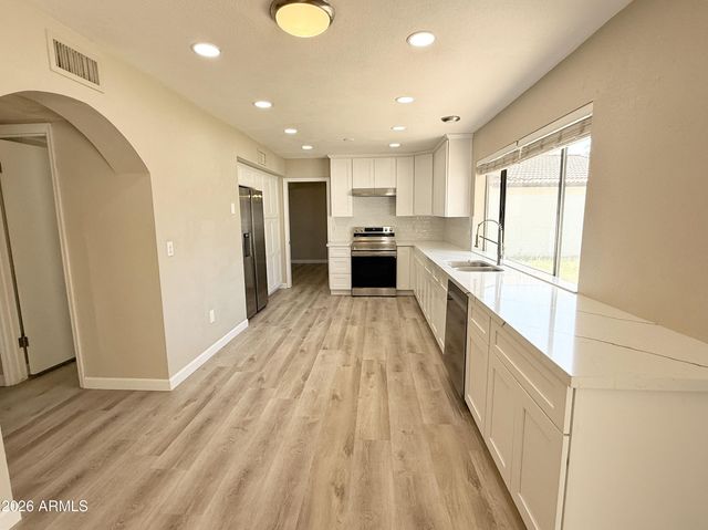 1529 E EDGEWATER Drive, Tempe, AZ 85283