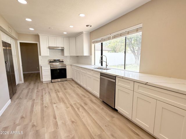 1529 E EDGEWATER Drive, Tempe, AZ 85283