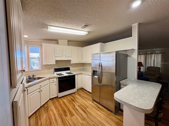 6086 SOUTHERN OAKS DRIVE SE, Winter Haven, FL 33884