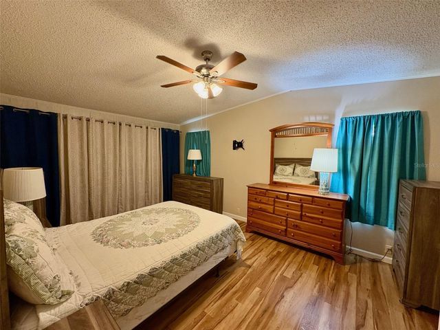 6086 SOUTHERN OAKS DRIVE SE, Winter Haven, FL 33884