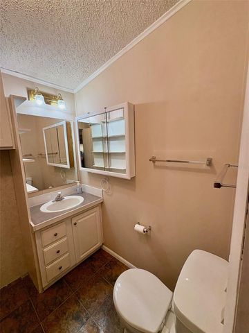 6086 SOUTHERN OAKS DRIVE SE, Winter Haven, FL 33884