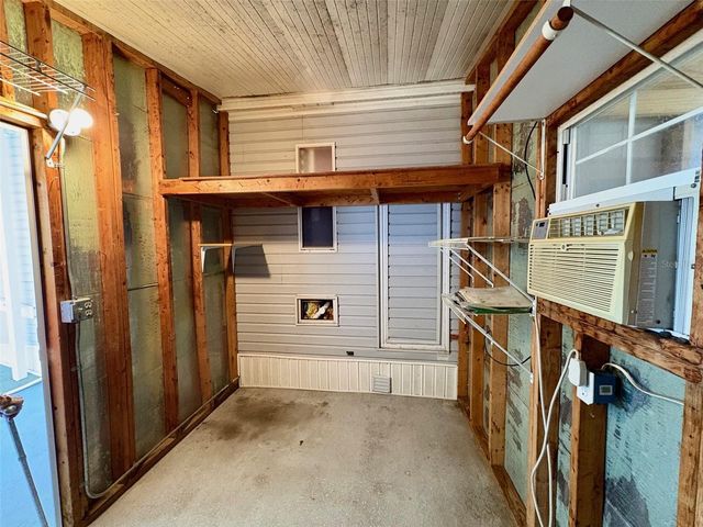 6086 SOUTHERN OAKS DRIVE SE, Winter Haven, FL 33884