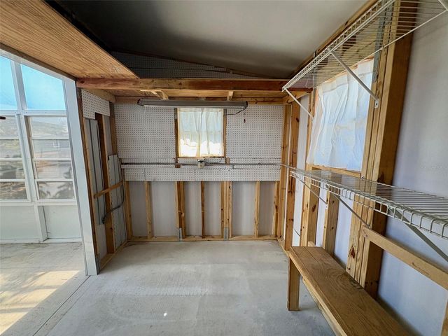 6086 SOUTHERN OAKS DRIVE SE, Winter Haven, FL 33884