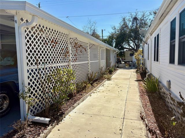 6086 SOUTHERN OAKS DRIVE SE, Winter Haven, FL 33884