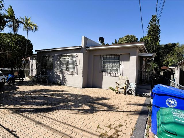430 NW 53rd Ave, Miami, FL 33126