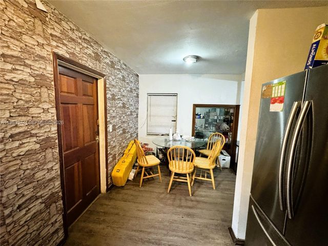 430 NW 53rd Ave, Miami, FL 33126