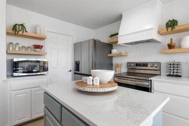 3008 Point CV, Lago Vista, TX 78645