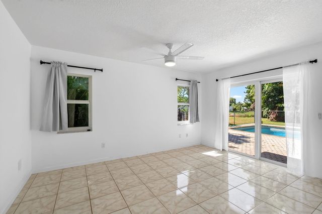 4760 BISON Street, Boca Raton, FL 33428