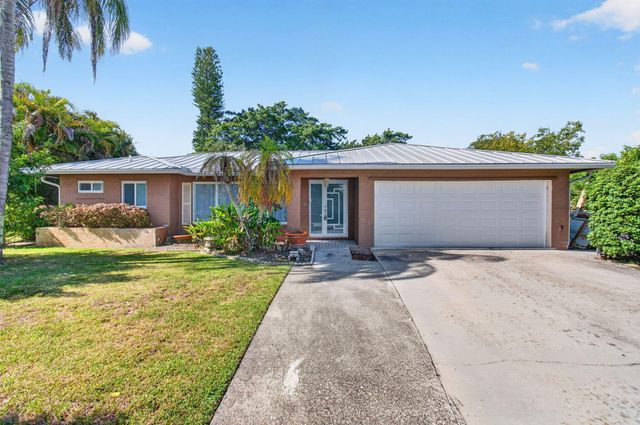 4760 BISON Street, Boca Raton, FL 33428