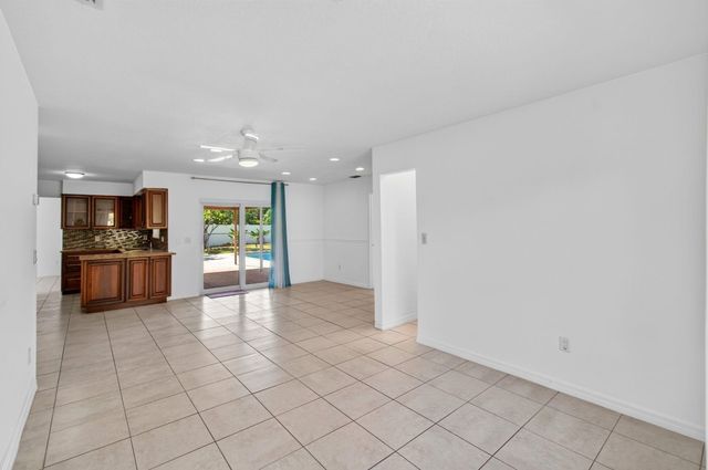 4760 BISON Street, Boca Raton, FL 33428
