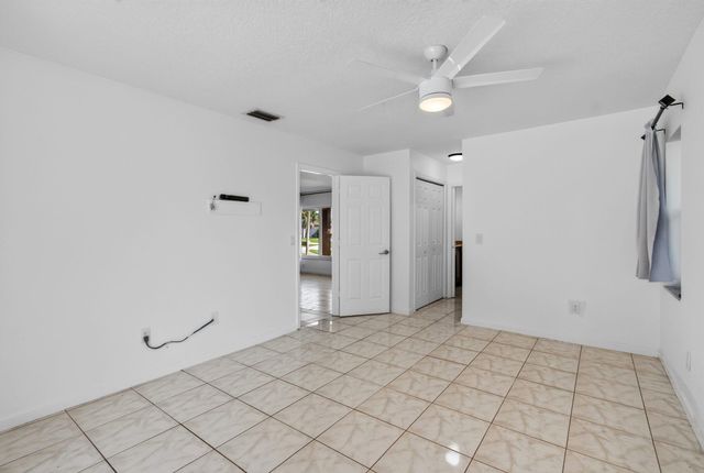 4760 BISON Street, Boca Raton, FL 33428