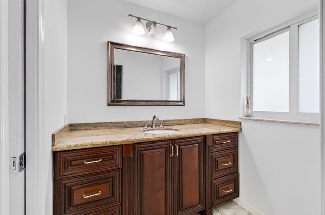 4760 BISON Street, Boca Raton, FL 33428