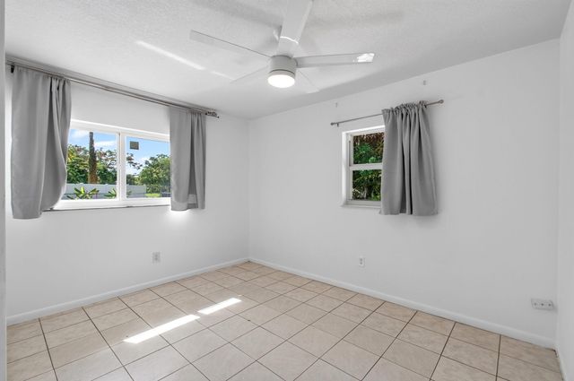 4760 BISON Street, Boca Raton, FL 33428
