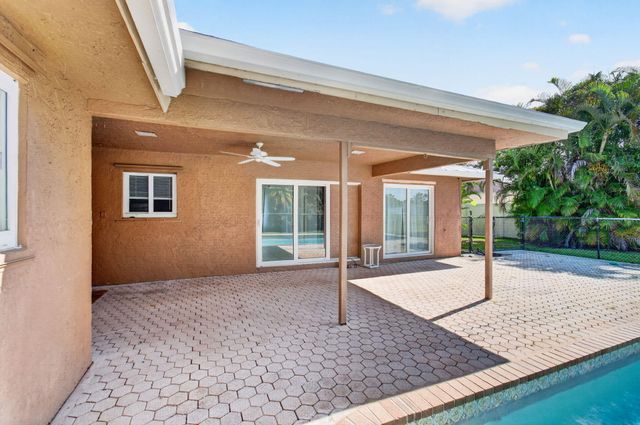 4760 BISON Street, Boca Raton, FL 33428