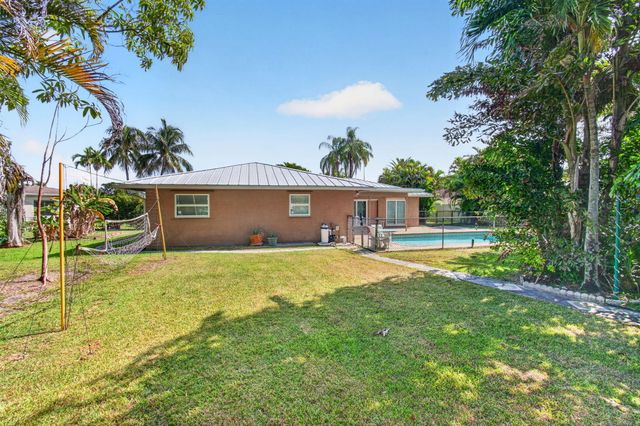 4760 BISON Street, Boca Raton, FL 33428