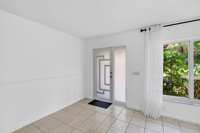 4760 BISON Street, Boca Raton, FL 33428
