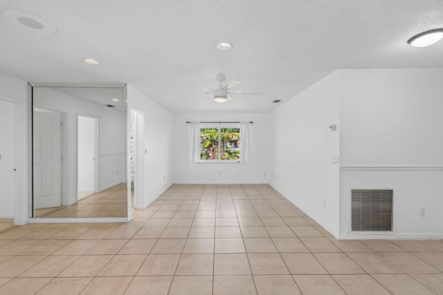 4760 BISON Street, Boca Raton, FL 33428