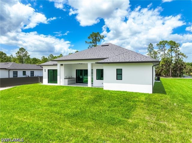 3466 32nd AVE SE, Naples, FL 34117