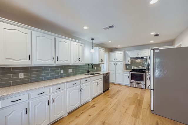 205 Rock Springs Court, Waxahachie, TX 75165